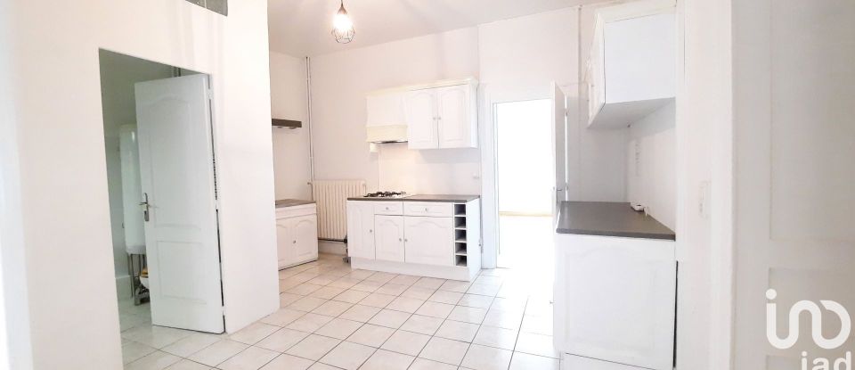 Appartement 4 pièces de 85 m² à Moyeuvre-Grande (57250)