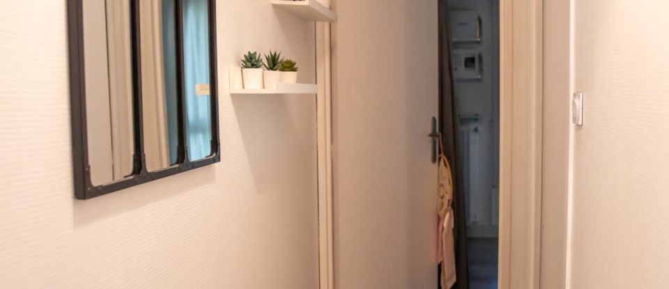 Appartement 3 pièces de 62 m² à Marseille (13011)