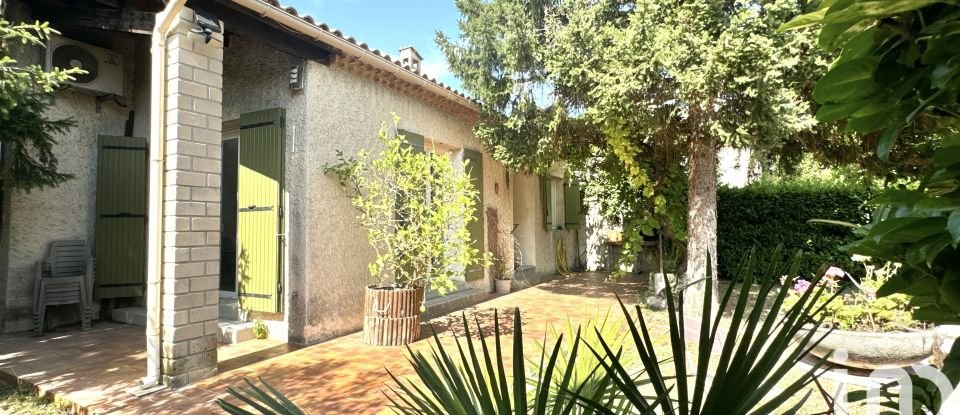 Traditional house 4 rooms of 78 m² in Bollène (84500)