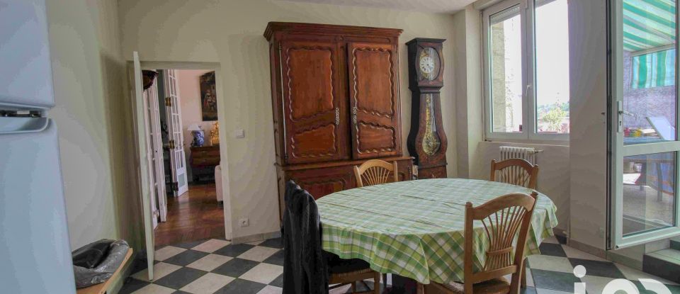 Town house 8 rooms of 330 m² in Bellac (87300)