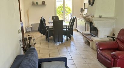 Traditional house 5 rooms of 104 m² in Basse-Goulaine (44115)