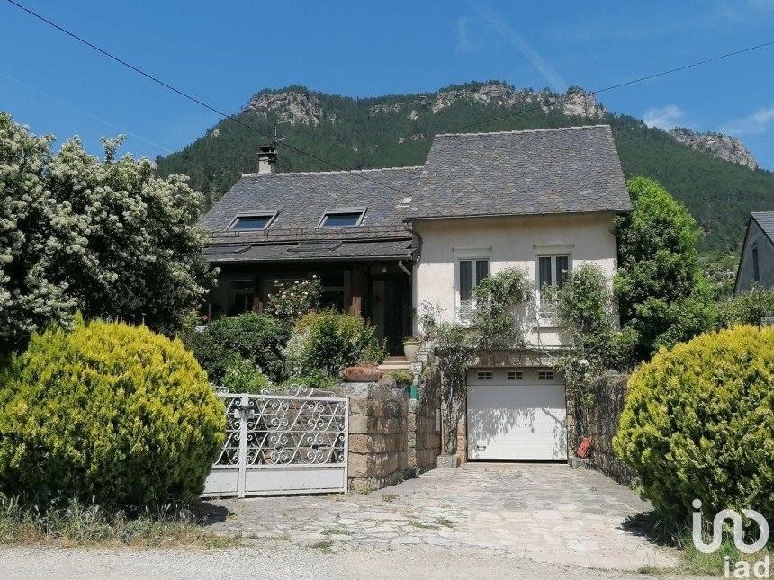 Maison 5 pièces de 138 m² à Ispagnac (48320)