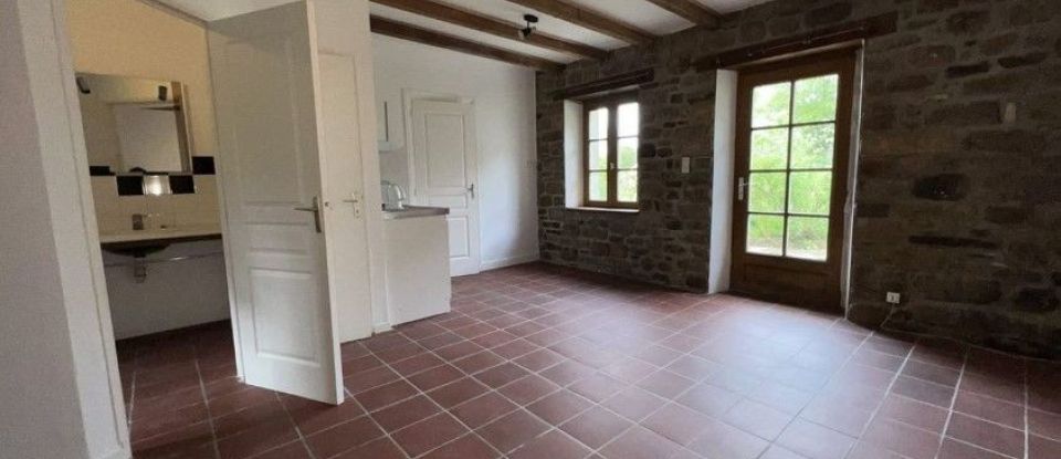 Maison 12 pièces de 362 m² à Locarn (22340)