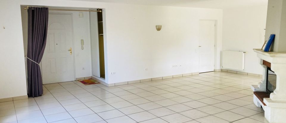 Maison 7 pièces de 170 m² à Fontaines-sur-Marne (52170)