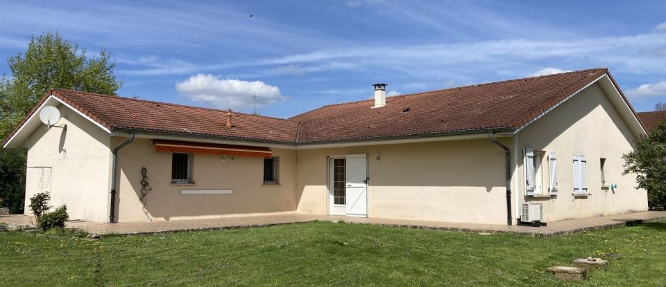 Maison 7 pièces de 170 m² à Fontaines-sur-Marne (52170)