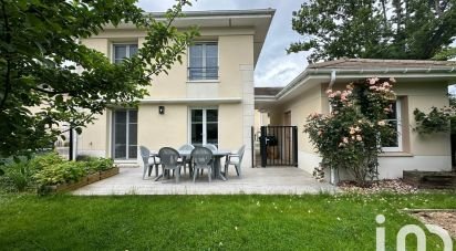 House 5 rooms of 89 m² in Le Perray-en-Yvelines (78610)