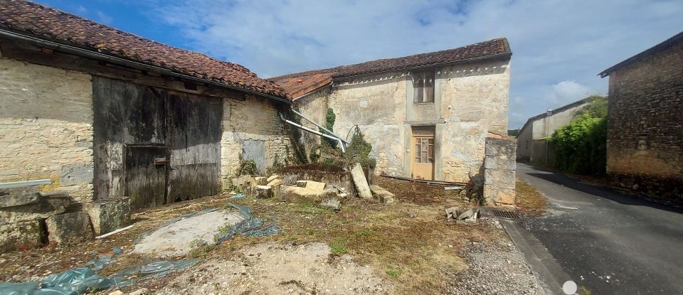 Grange 3 pièces de 50 m² à La Rochette (16110)