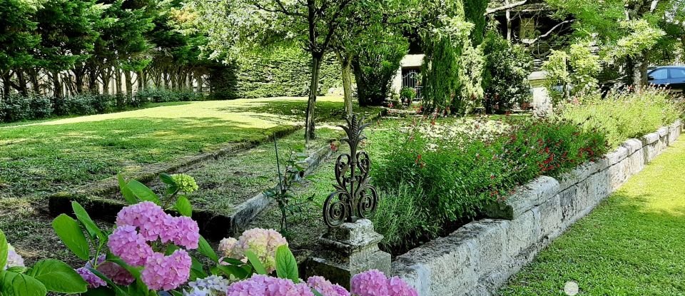 Maison de campagne 10 pièces de 300 m² à Libourne (33500)