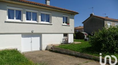 Maison 3 pièces de 69 m² à Ruffec (16700)