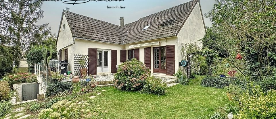 Maison traditionnelle 7 pièces de 185 m² à Nogent-le-Roi (28210)