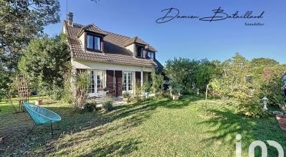 Traditional house 7 rooms of 185 m² in Nogent-le-Roi (28210)