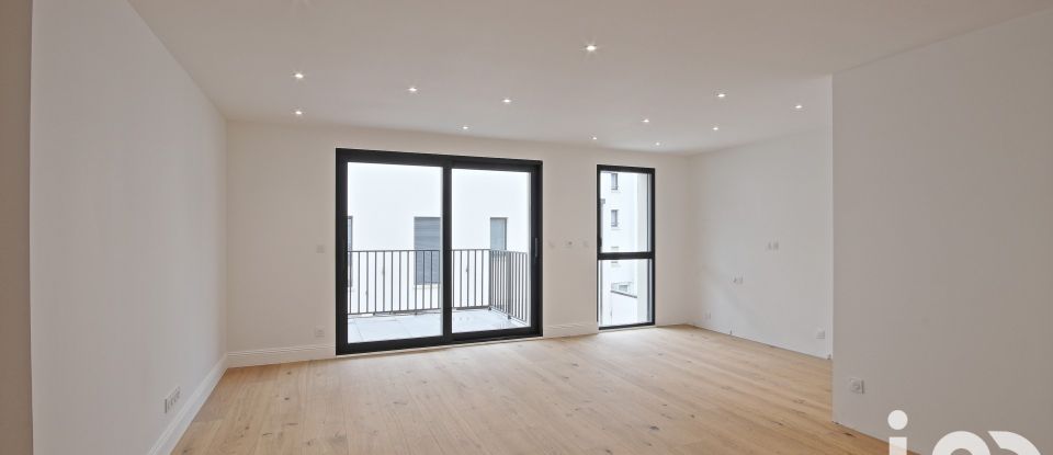 Apartment 3 rooms of 80 m² in Arras (62000)