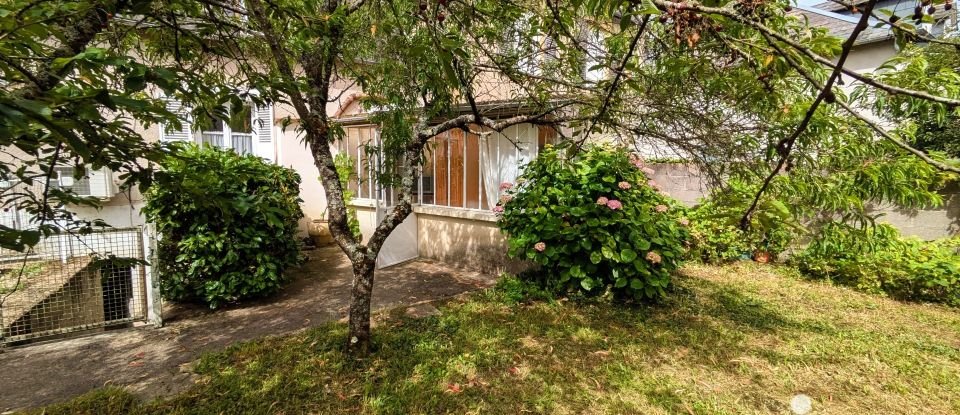 Village house 9 rooms of 140 m² in Saint-Honoré-les-Bains (58360)