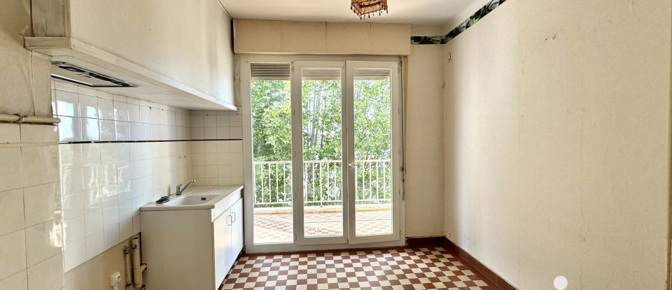 Appartement 2 pièces de 47 m² à Arles (13200)