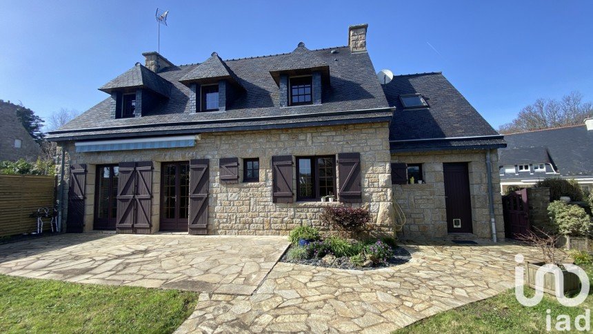 House 7 rooms of 143 m² in Clohars-Carnoët (29360)