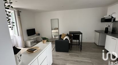 Apartment 1 room of 27 m² in Brie-Comte-Robert (77170)