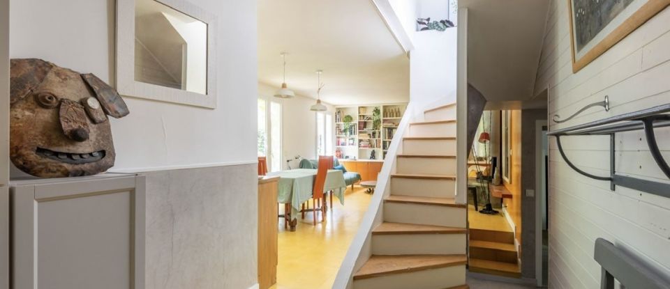 Maison 9 pièces de 226 m² à Les Lilas (93260)