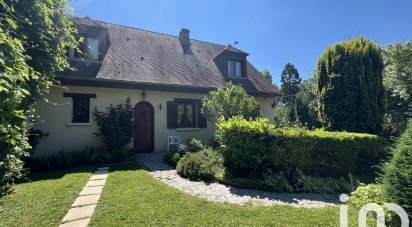 Maison traditionnelle 6 pièces de 175 m² à Oulchy-le-Château (02210)