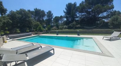 House 7 rooms of 200 m² in Nîmes (30900)