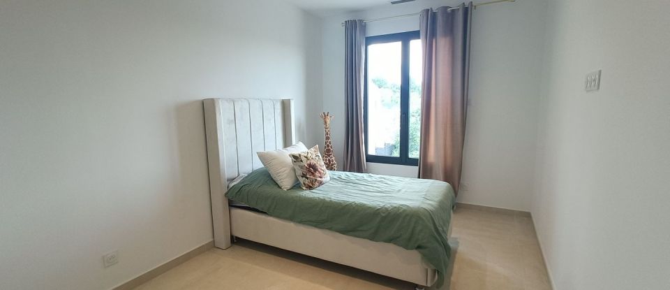 Maison 4 pièces de 90 m² à Carpentras (84200)