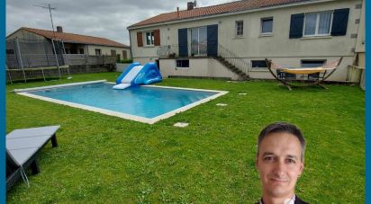 Maison 6 pièces de 130 m² à Saint-Laurent-sur-Sèvre (85290)