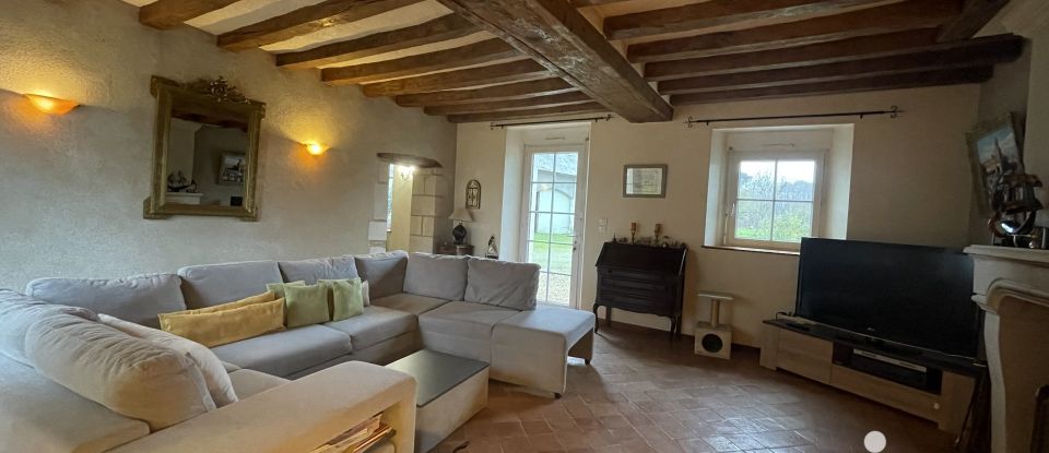 Country house 4 rooms of 130 m² in Loire-Authion (49140)