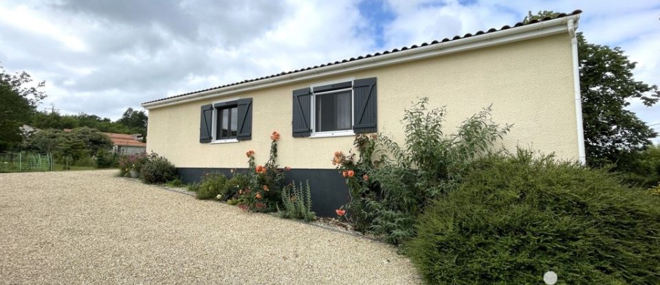 Maison 5 pièces de 97 m² à Jonzac (17500)