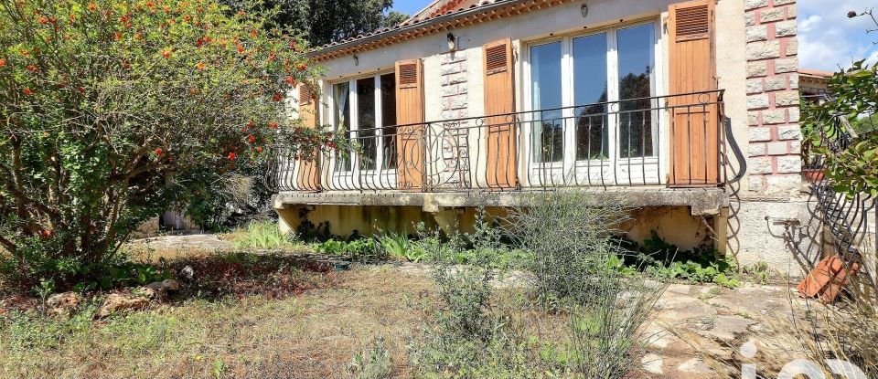 House 3 rooms of 100 m² in Seillons-Source-d'Argens (83470)