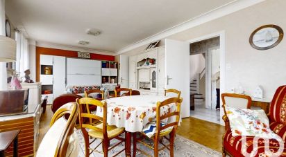 Maison traditionnelle 8 pièces de 167 m² à Quimper (29000)