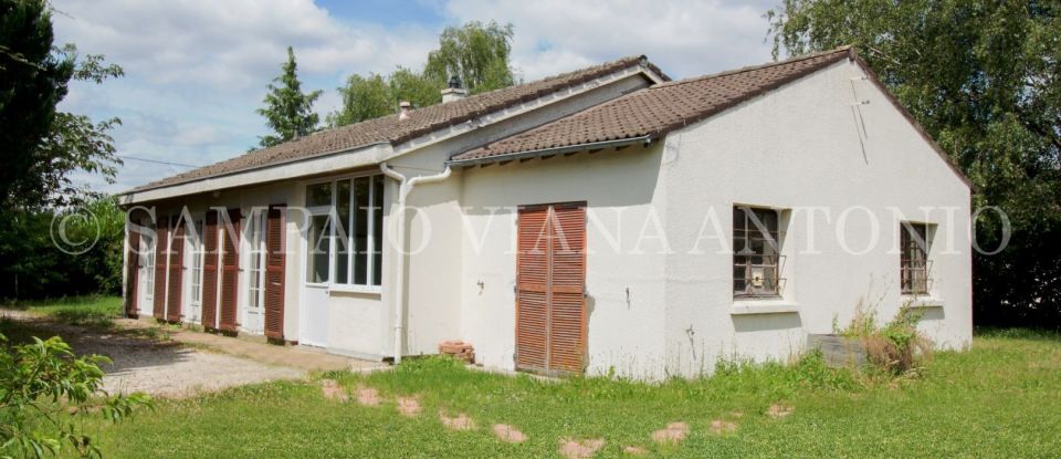 House 5 rooms of 100 m² in Vrigny (45300)