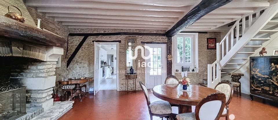 Country house 8 rooms of 180 m² in Fains (27120)