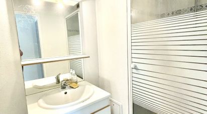 Appartement 2 pièces de 32 m² à Bordeaux (33300)