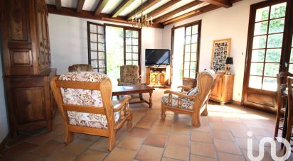 Traditional house 8 rooms of 220 m² in Muret (31600)