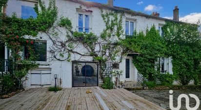 Traditional house 9 rooms of 273 m² in Ozouer-le-Voulgis (77390)