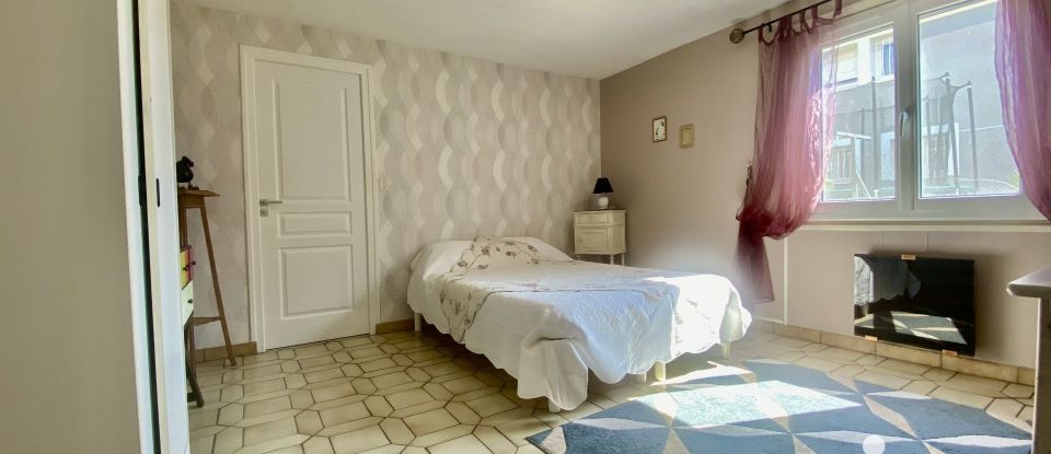 Maison traditionnelle 5 pièces de 148 m² à Saint-Just-Saint-Rambert (42170)