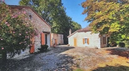 Maison 10 pièces de 265 m² à Saint-Pierre-de-Clairac (47270)