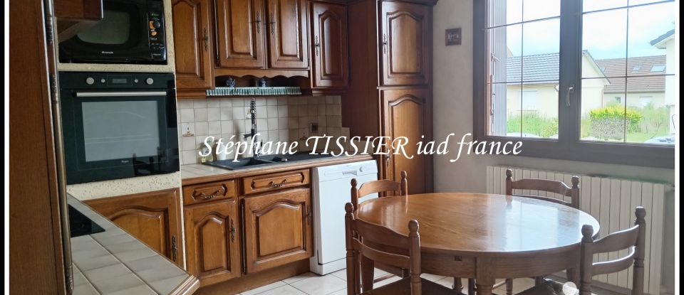 Traditional house 4 rooms of 86 m² in Blanzy (71450)