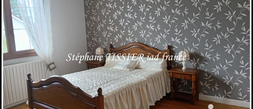 Traditional house 4 rooms of 86 m² in Blanzy (71450)