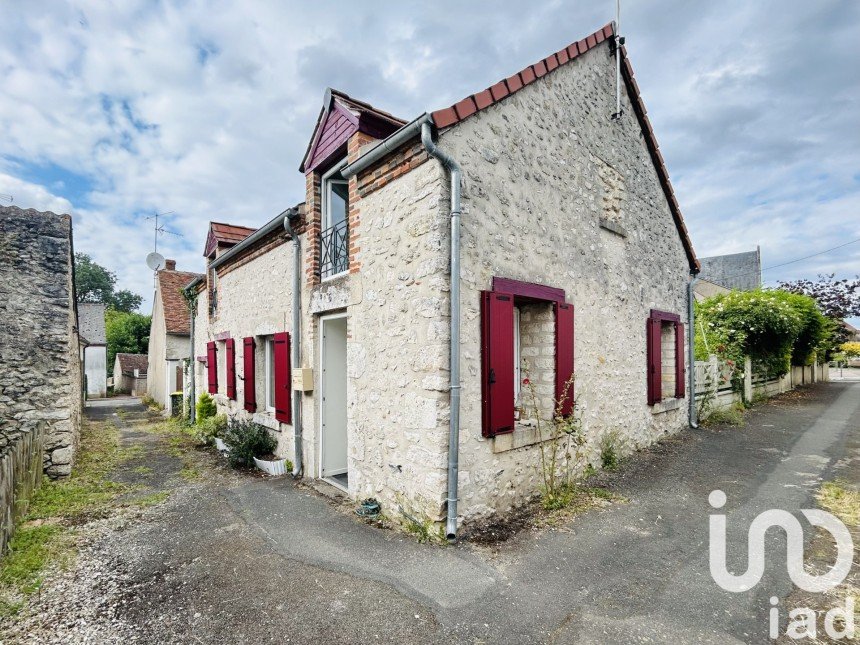 Maison de village 3 pièces de 80 m² à Saint-Laurent-Nouan (41220)