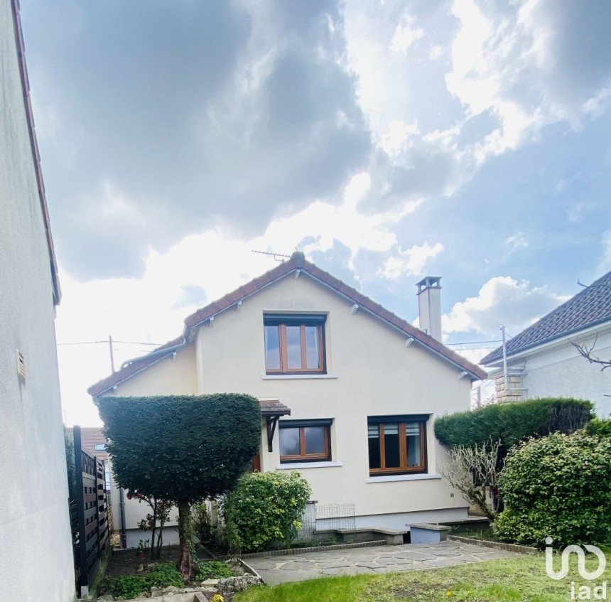 Maison 4 pièces de 86 m² à Conflans-Sainte-Honorine (78700)