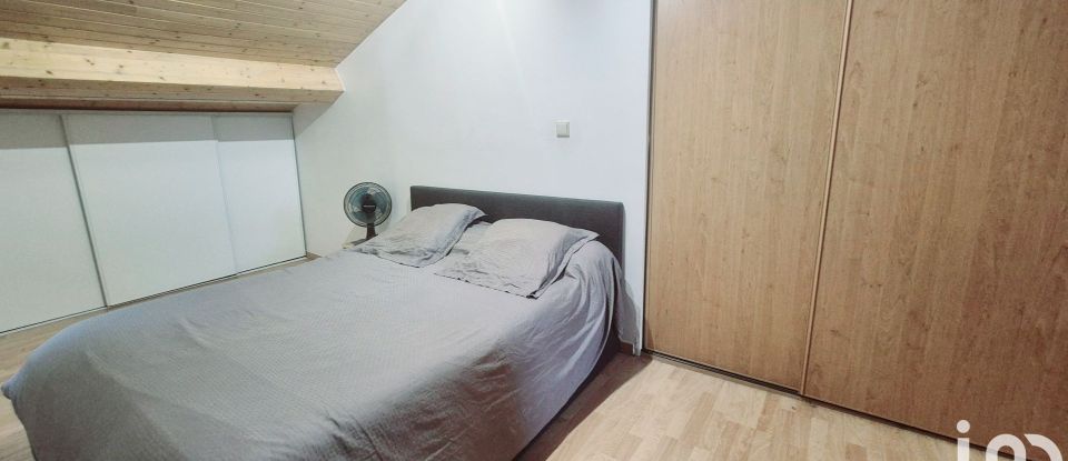 Appartement 3 pièces de 78 m² à Saint-Genest-Lerpt (42530)