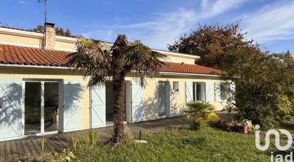 Maison 5 pièces de 125 m² à Beychac-et-Caillau (33750)