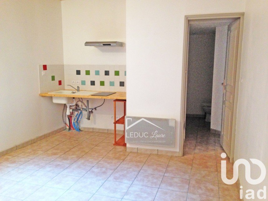 Studio 1 pièce de 24 m² à Goudargues (30630)