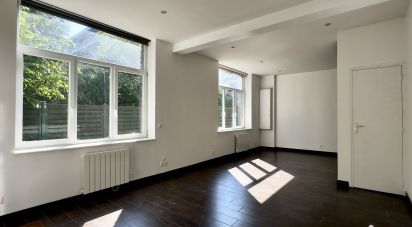 House 4 rooms of 82 m² in Lille (59000)