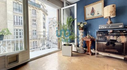 Apartment 3 rooms of 67 m² in Paris (75015)
