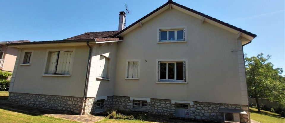 House 6 rooms of 200 m² in Brunoy (91800)