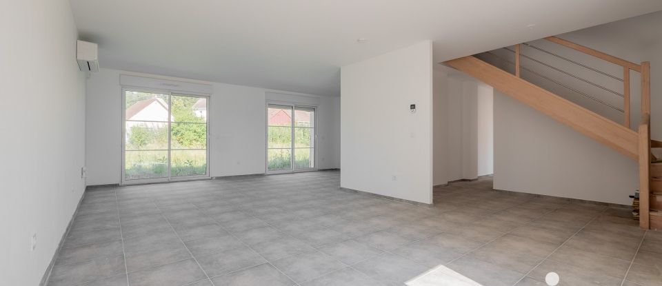 Maison 6 pièces de 163 m² à Varreddes (77910)