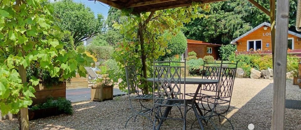 Country house 7 rooms of 207 m² in Le Neubourg (27110)