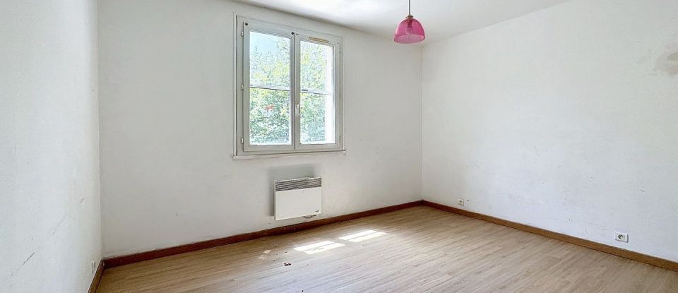 Maison 6 pièces de 150 m² à Eyguières (13430)