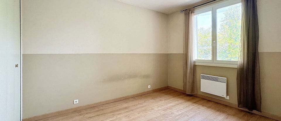 Maison 6 pièces de 150 m² à Eyguières (13430)